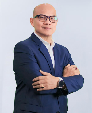 นายสำอาง แก้วประดับ